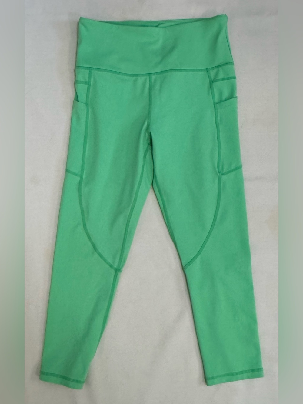 ZYIA Green Light and Tight Pocket Leggings